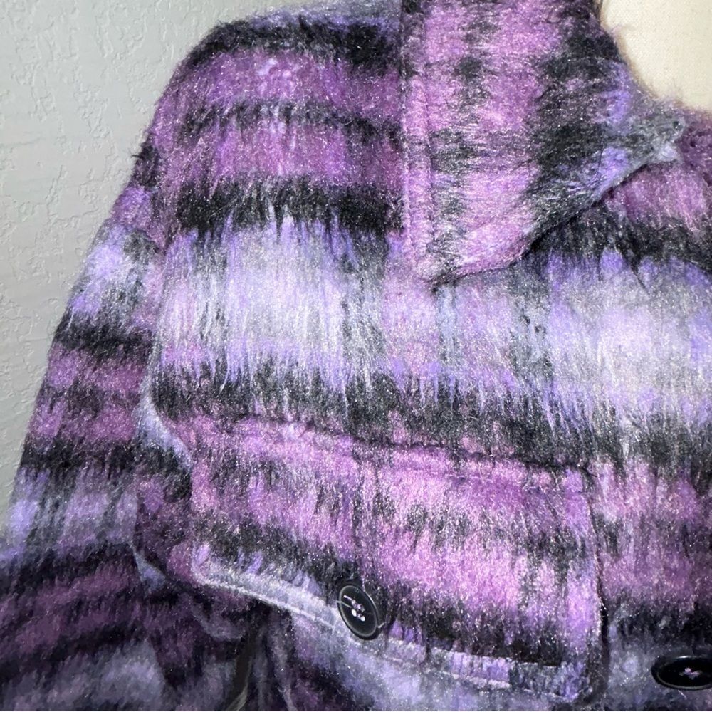 New, Forever21 Ombre Fuzzy Large Button Front Long Sleeve Shacket Long Jacket - Picture 2 of 11